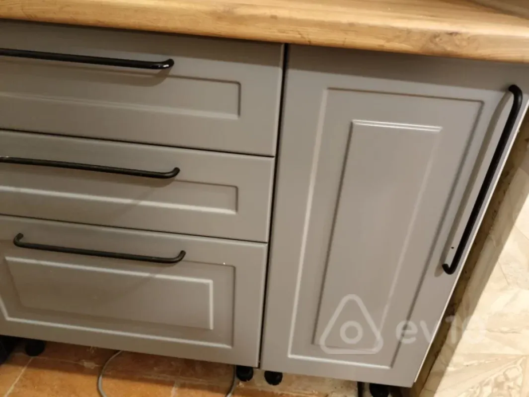 Kirayə verilir 2 otaqlı yeni tikili 96 m²