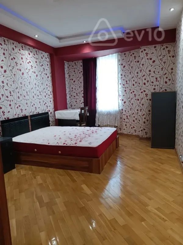 Kirayə verilir 2 otaqlı yeni tikili 96 m²