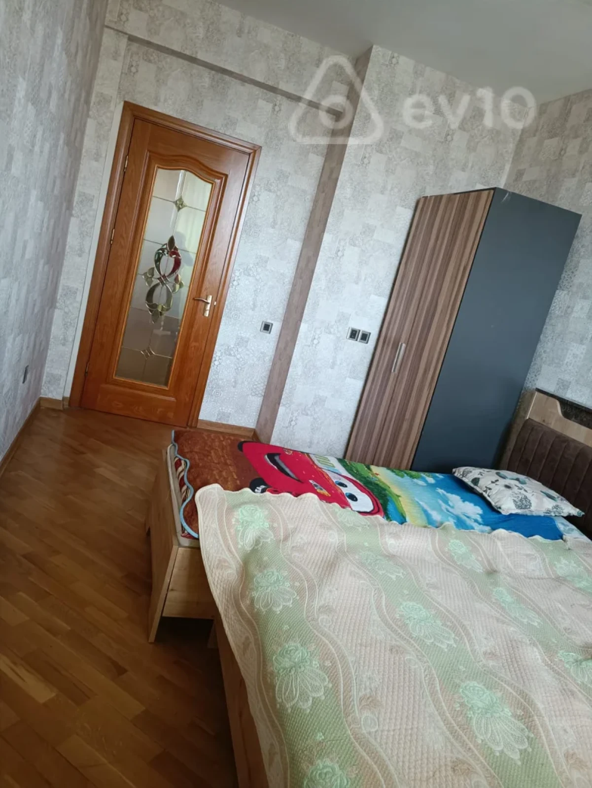 Kirayə verilir 2 otaqlı yeni tikili 96 m²