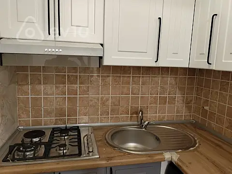 Kirayə verilir 2 otaqlı yeni tikili 96 m²