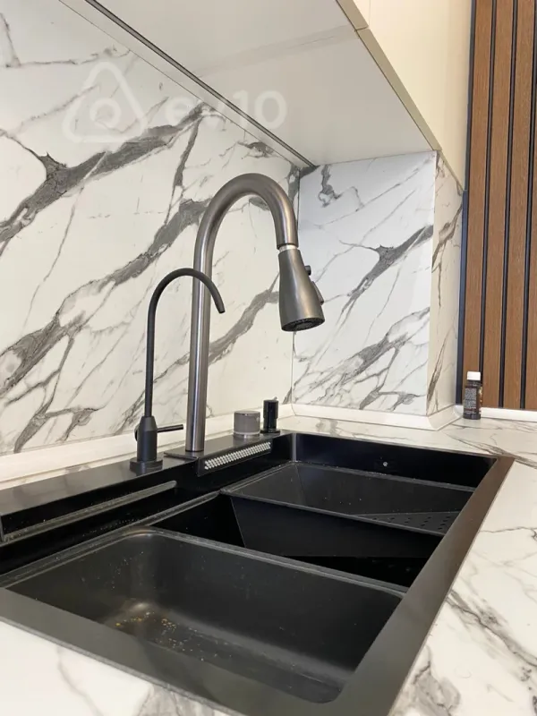 Kirayə verilir 3 otaqlı yeni tikili 85 m²