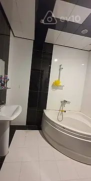 Kirayə verilir 2 otaqlı yeni tikili 105 m²