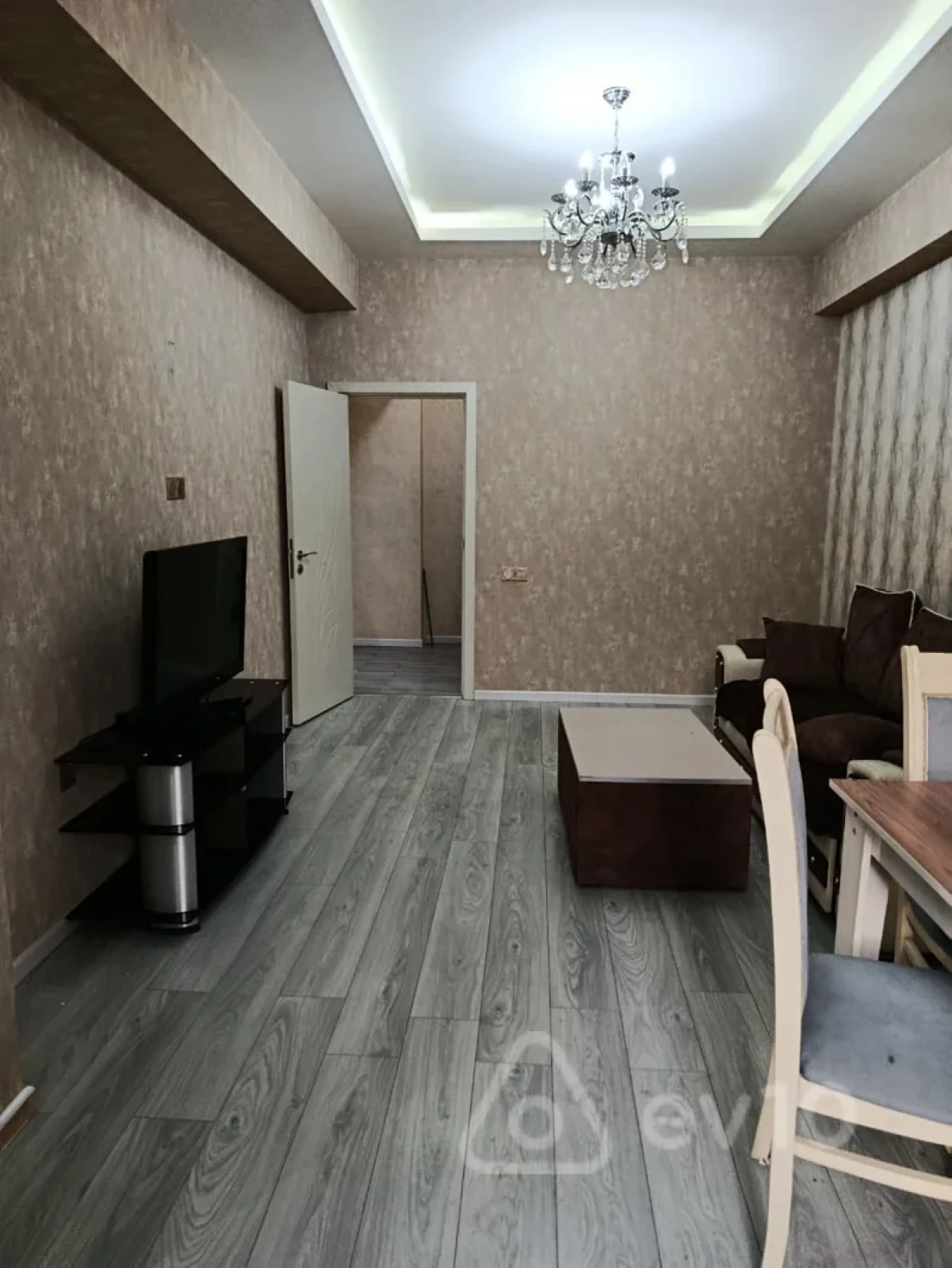 Kirayə verilir 3 otaqlı yeni tikili 110 m²
