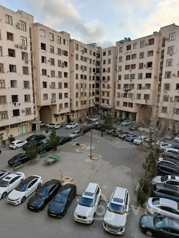 Kirayə verilir 3 otaqlı yeni tikili 110 m²