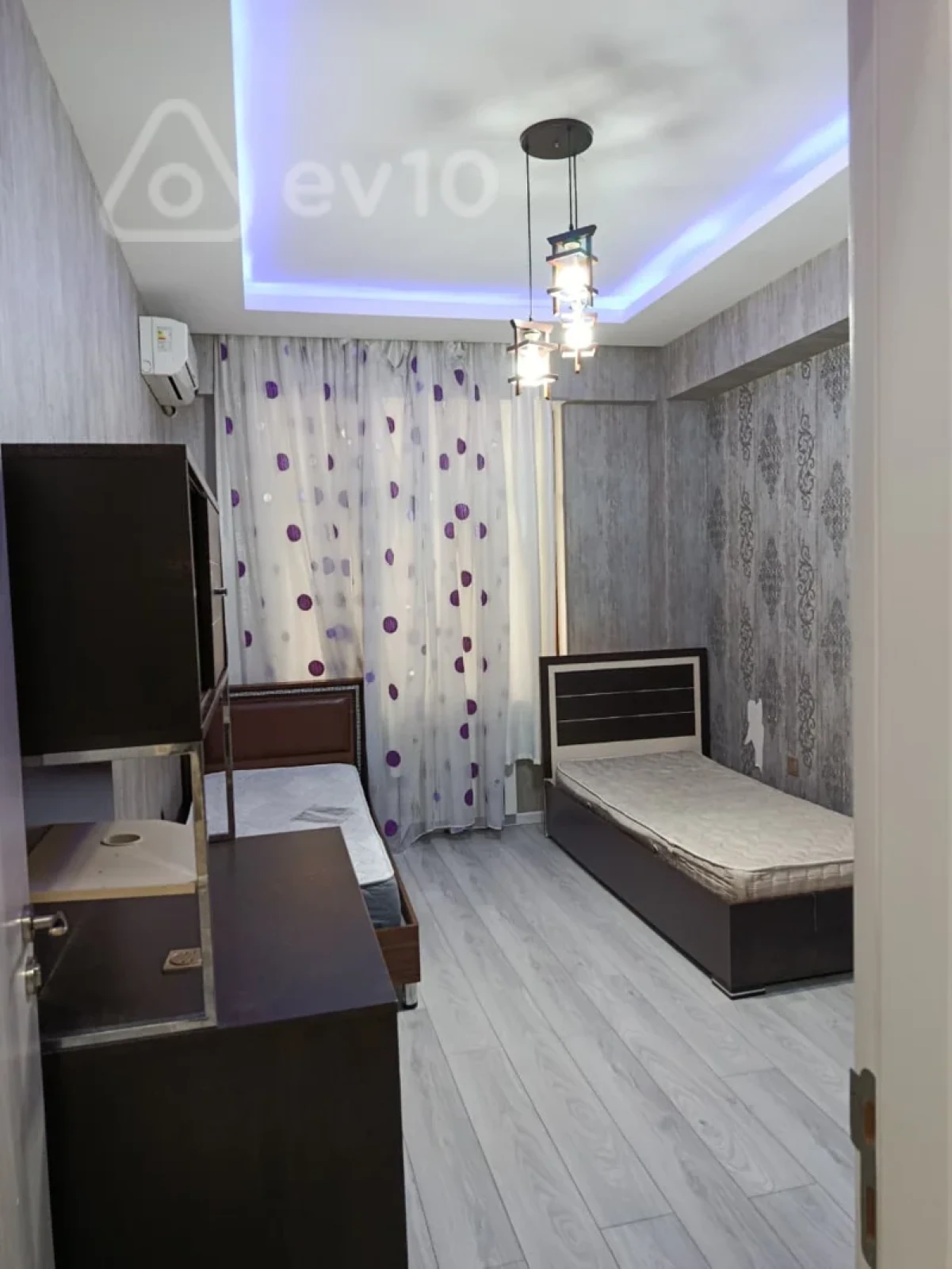 Kirayə verilir 3 otaqlı yeni tikili 110 m²