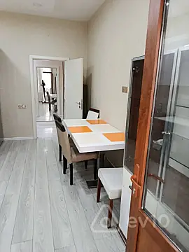 Kirayə verilir 3 otaqlı yeni tikili 110 m²