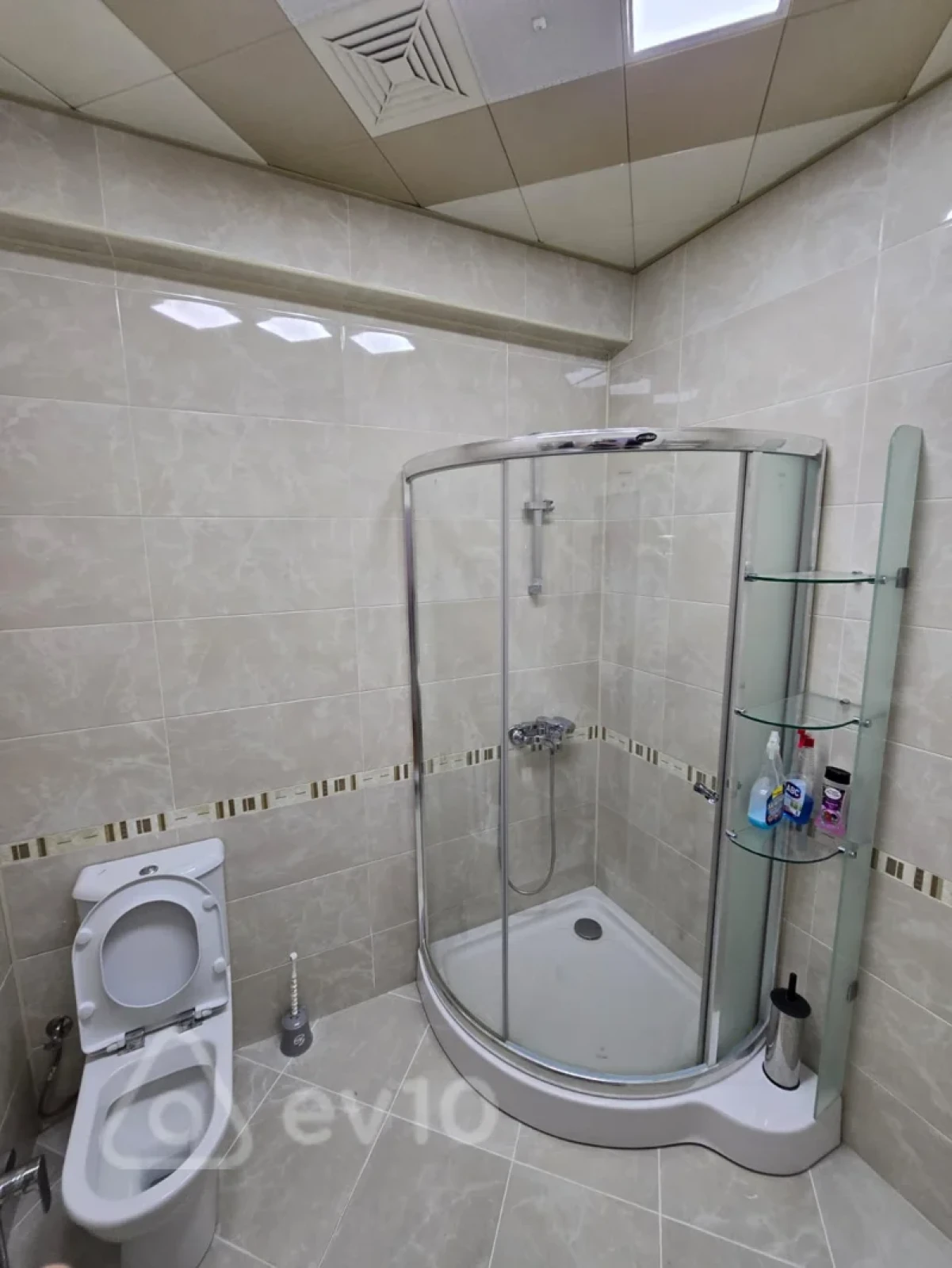 Kirayə verilir 2 otaqlı yeni tikili 94 m²