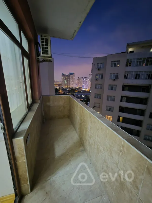 Kirayə verilir 2 otaqlı yeni tikili 94 m²