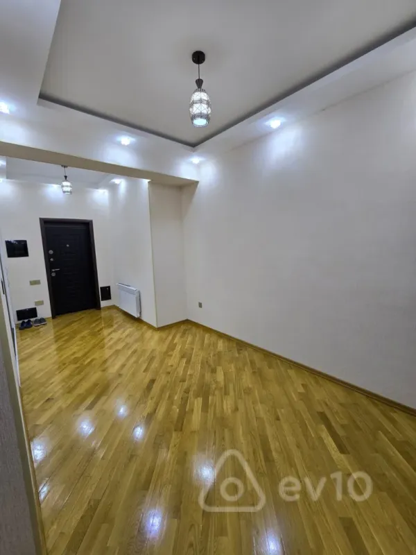 Kirayə verilir 2 otaqlı yeni tikili 94 m²