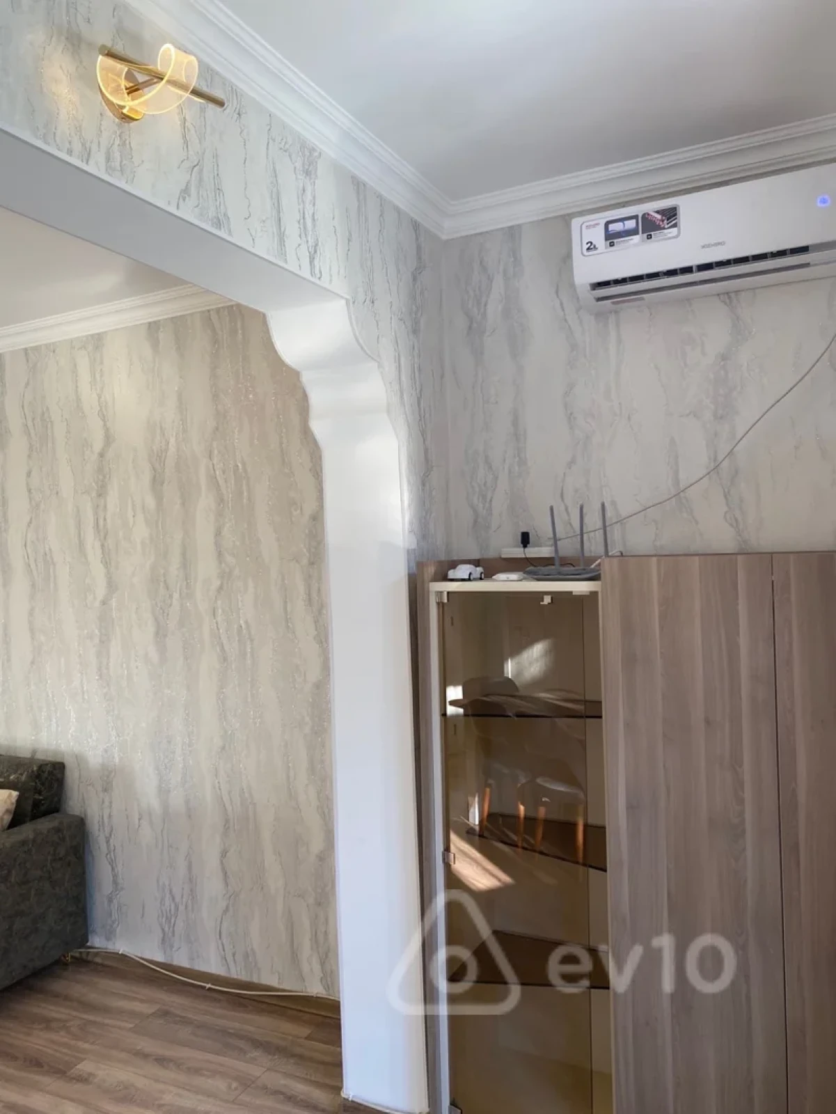 Kirayə verilir 2 otaqlı köhnə tikili 45 m²