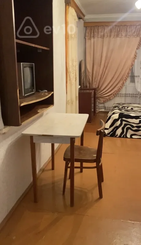 Kirayə verilir 1 otaqlı həyət evi 50 m²