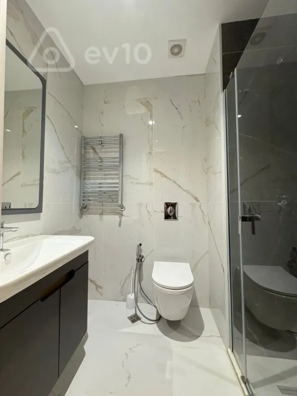 Kirayə verilir 3 otaqlı yeni tikili 90 m²