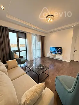 Kirayə verilir 3 otaqlı yeni tikili 90 m²