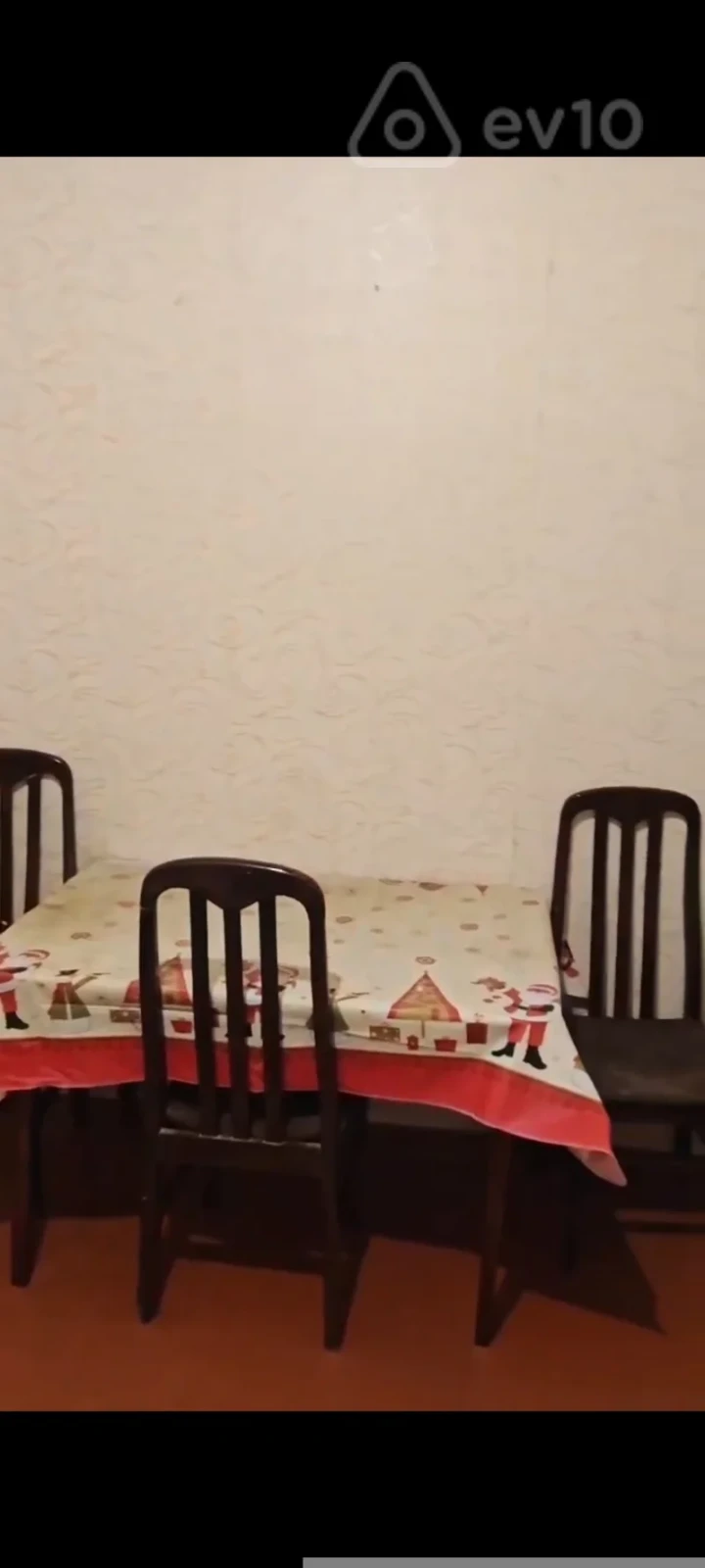 Kirayə verilir 2 otaqlı köhnə tikili 502 m²