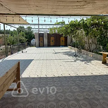 Satılır 3 otaqlı həyət evi 140 m²