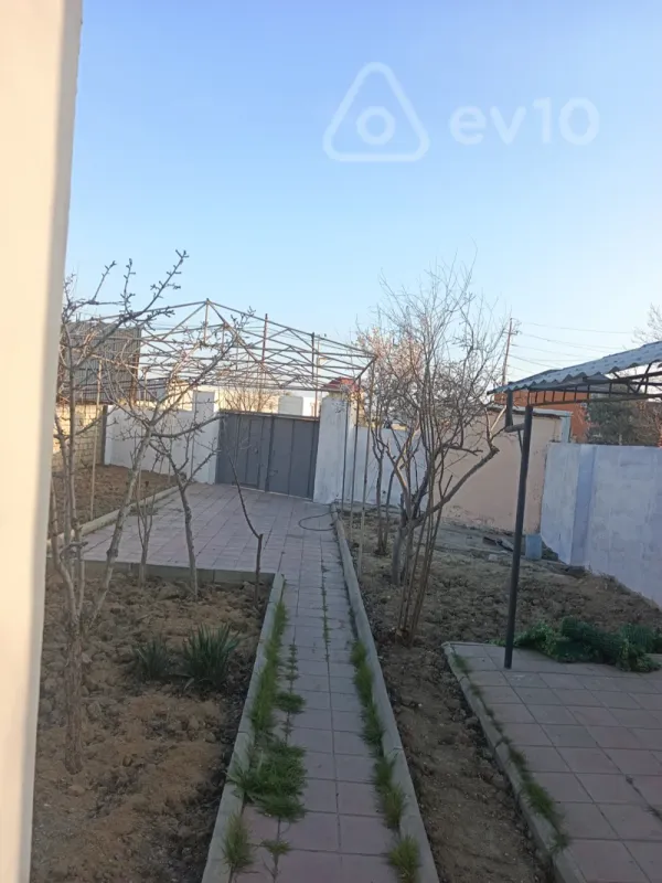 Kirayə verilir 3 otaqlı həyət evi 100 m²