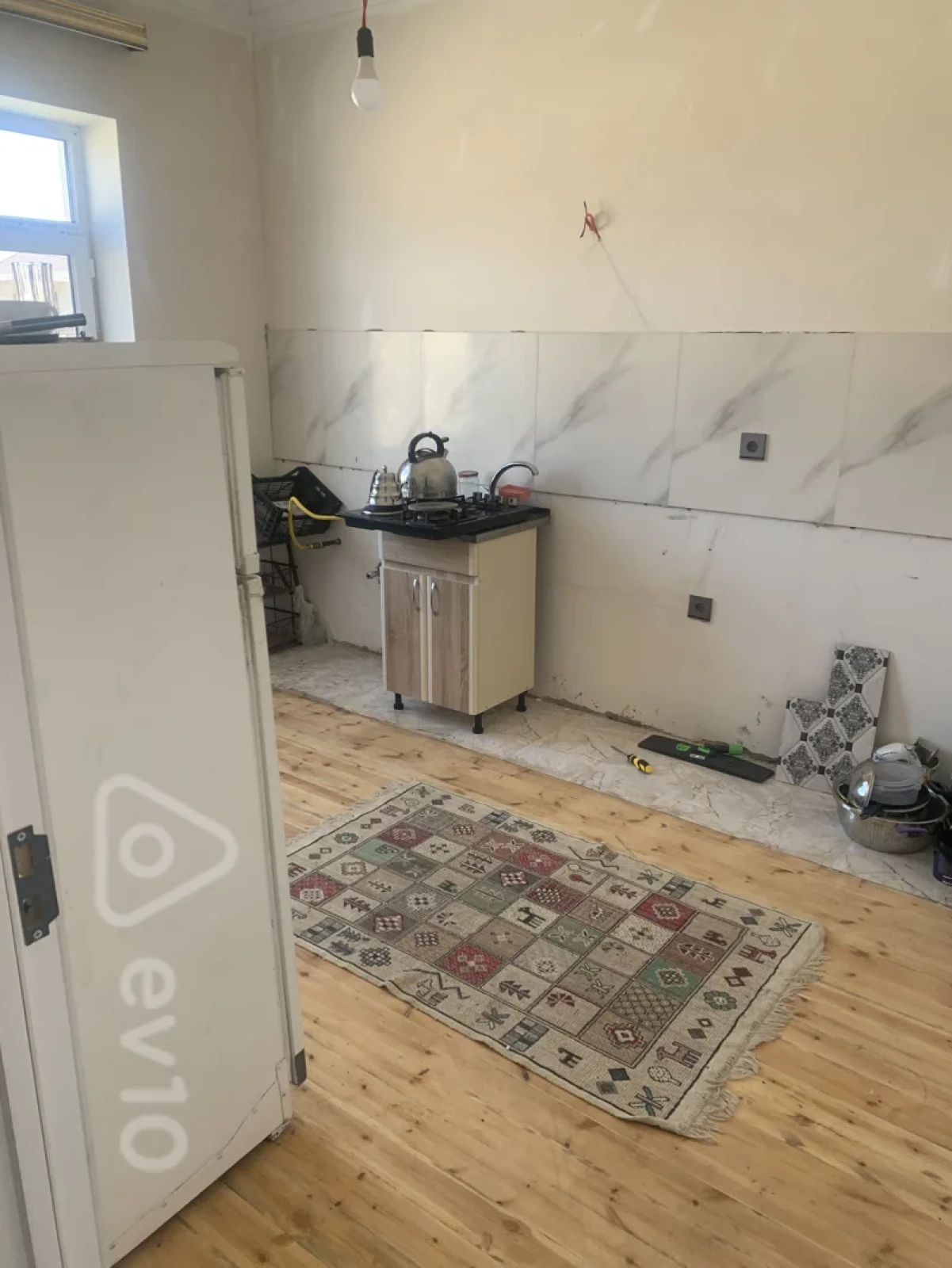 Satılır 3 otaqlı həyət evi 98 m²