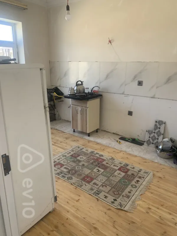 Satılır 3 otaqlı həyət evi 98 m²