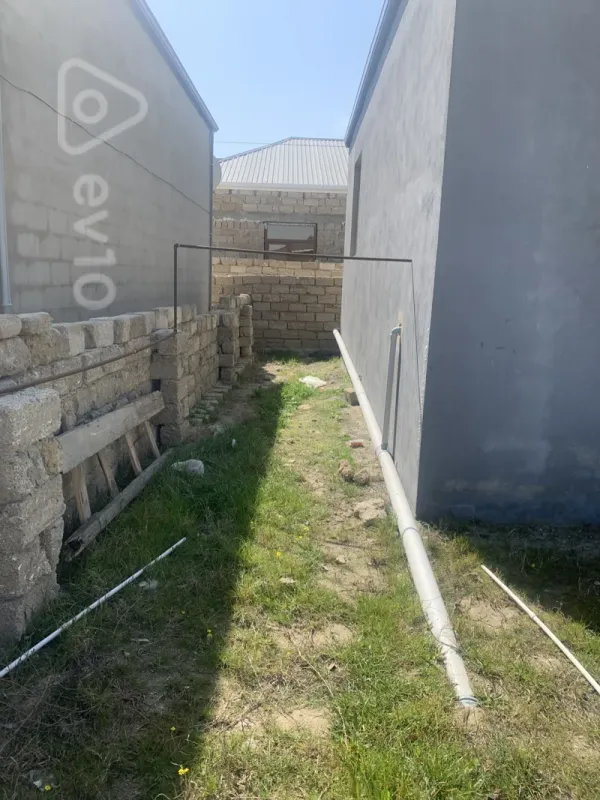 Satılır 3 otaqlı həyət evi 98 m²