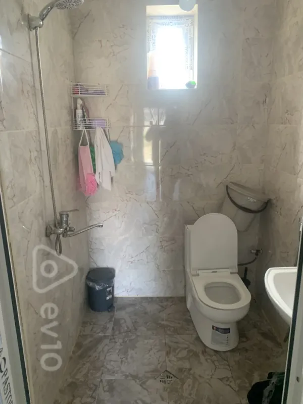 Satılır 3 otaqlı həyət evi 98 m²