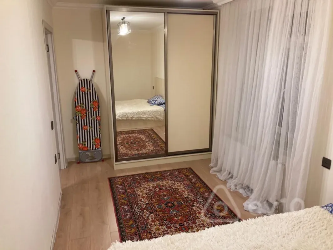 Kirayə verilir 2 otaqlı yeni tikili 50 m²