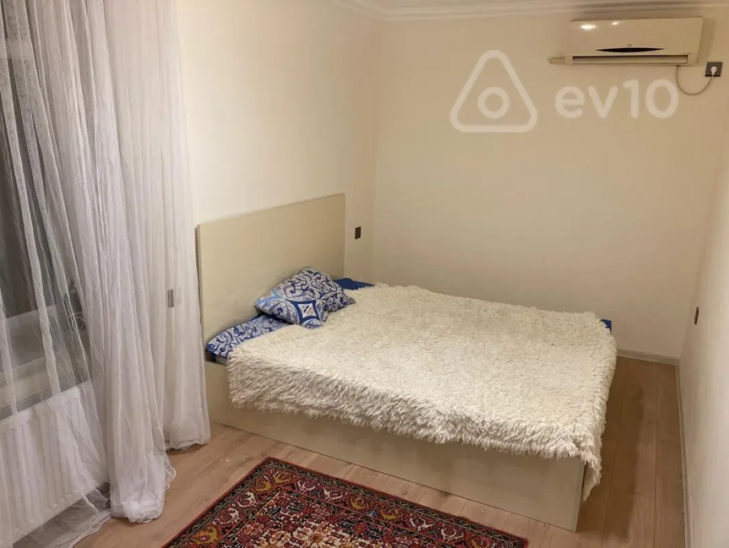 Kirayə verilir 2 otaqlı yeni tikili 50 m²