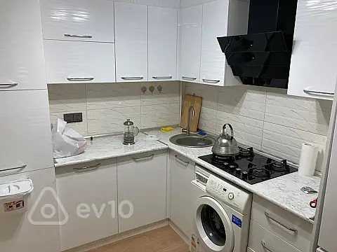 Kirayə verilir 2 otaqlı yeni tikili 50 m²