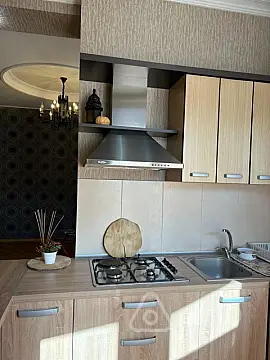 Kirayə verilir 3 otaqlı yeni tikili 110 m²