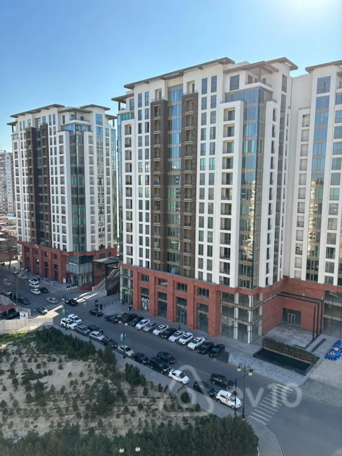 Kirayə verilir 3 otaqlı yeni tikili 110 m²