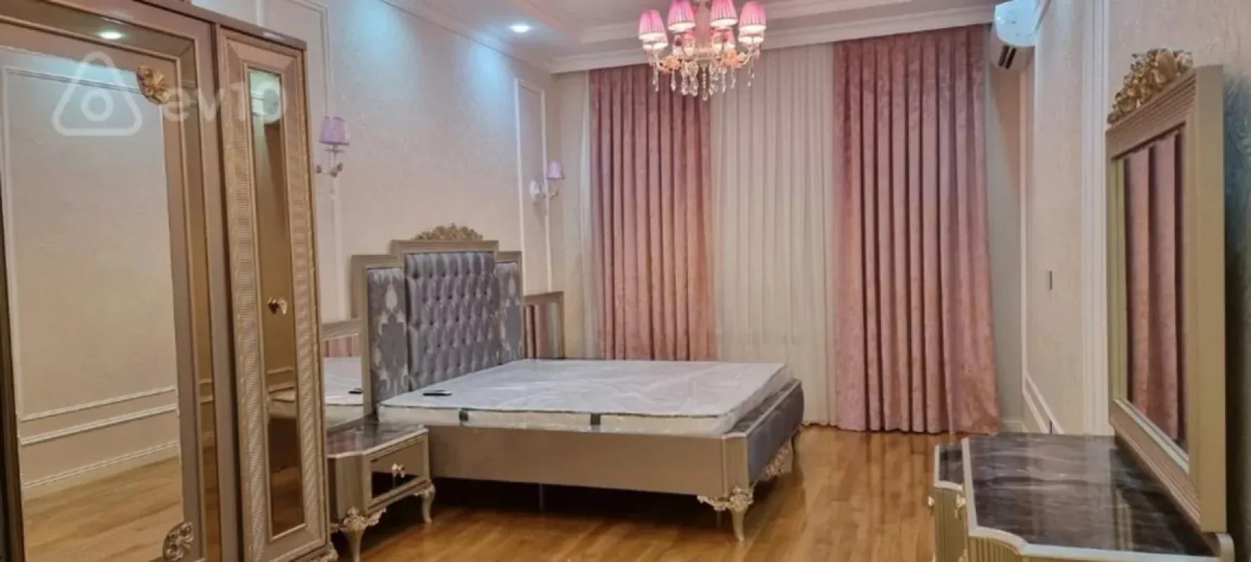 Kirayə verilir 2 otaqlı yeni tikili 126 m²