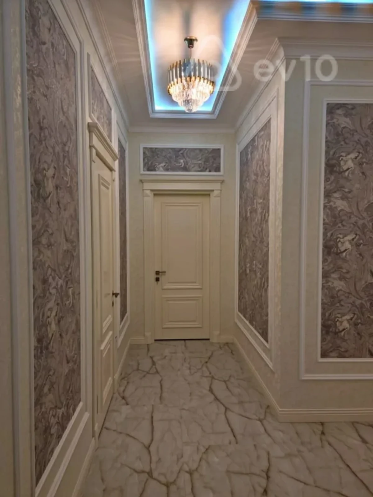 Kirayə verilir 2 otaqlı yeni tikili 126 m²