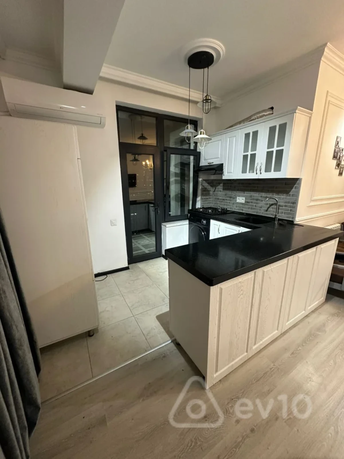 Kirayə verilir 3 otaqlı yeni tikili 86 m²