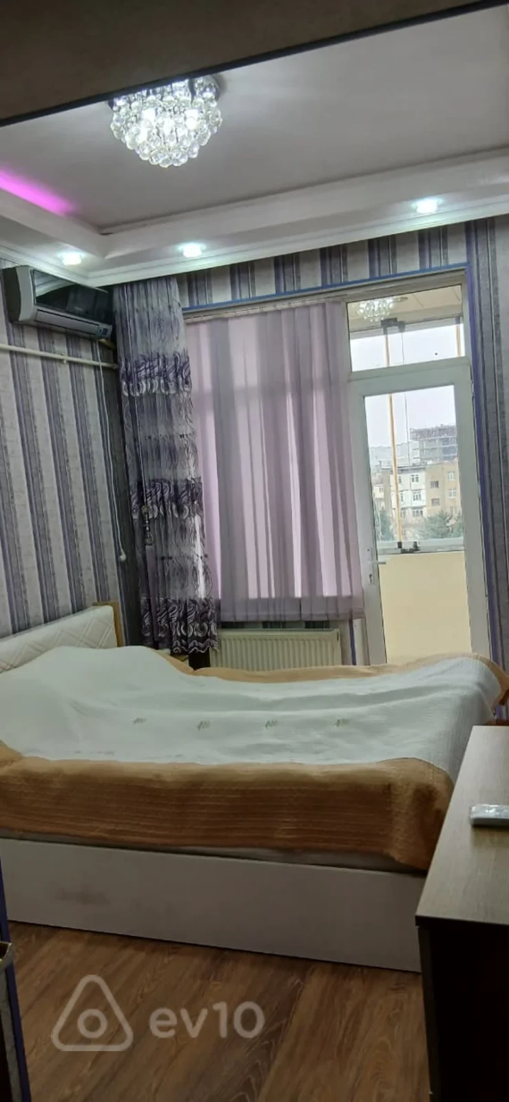 Kirayə verilir 2 otaqlı yeni tikili 60 m²