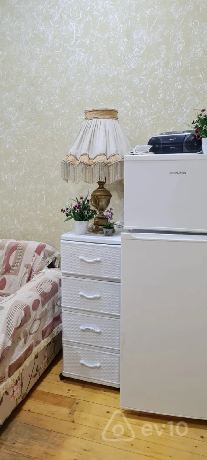 Kirayə verilir 2 otaqlı köhnə tikili 45 m²