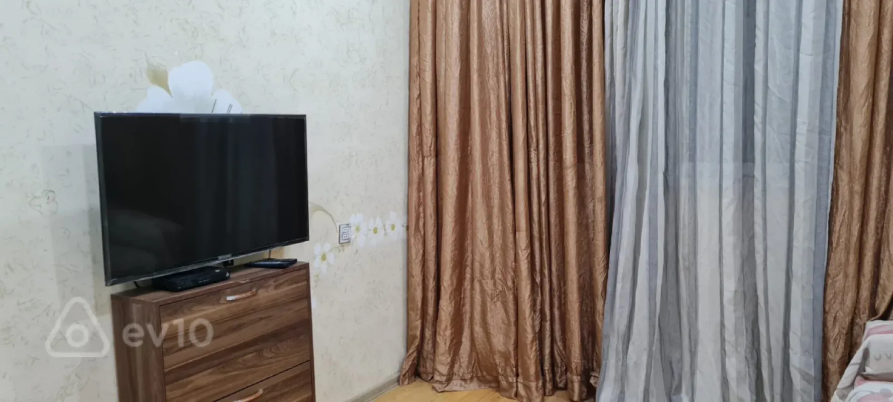 Kirayə verilir 2 otaqlı köhnə tikili 45 m²