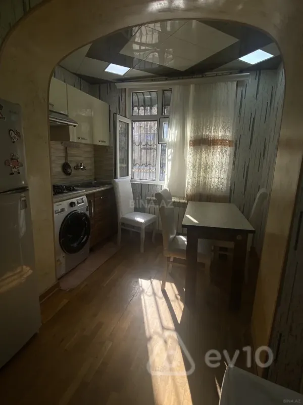 Kirayə verilir 3 otaqlı yeni tikili 80 m²