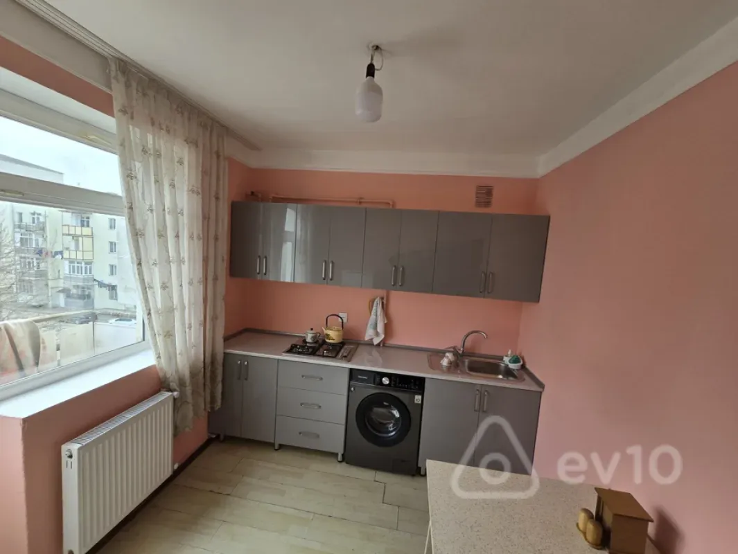Kirayə verilir 2 otaqlı yeni tikili 64 m²