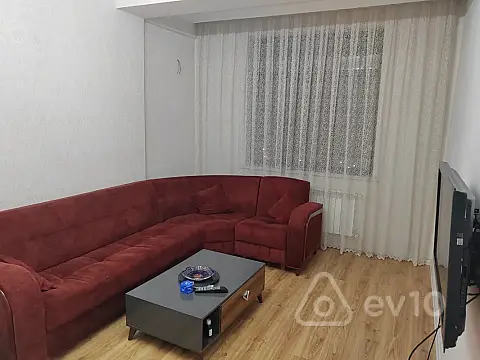 Kirayə verilir 1 otaqlı yeni tikili 40 m²