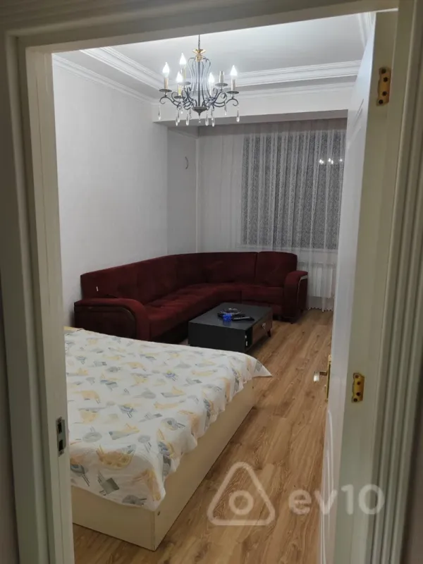 Kirayə verilir 1 otaqlı yeni tikili 40 m²