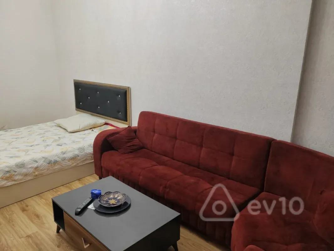 Kirayə verilir 1 otaqlı yeni tikili 40 m²