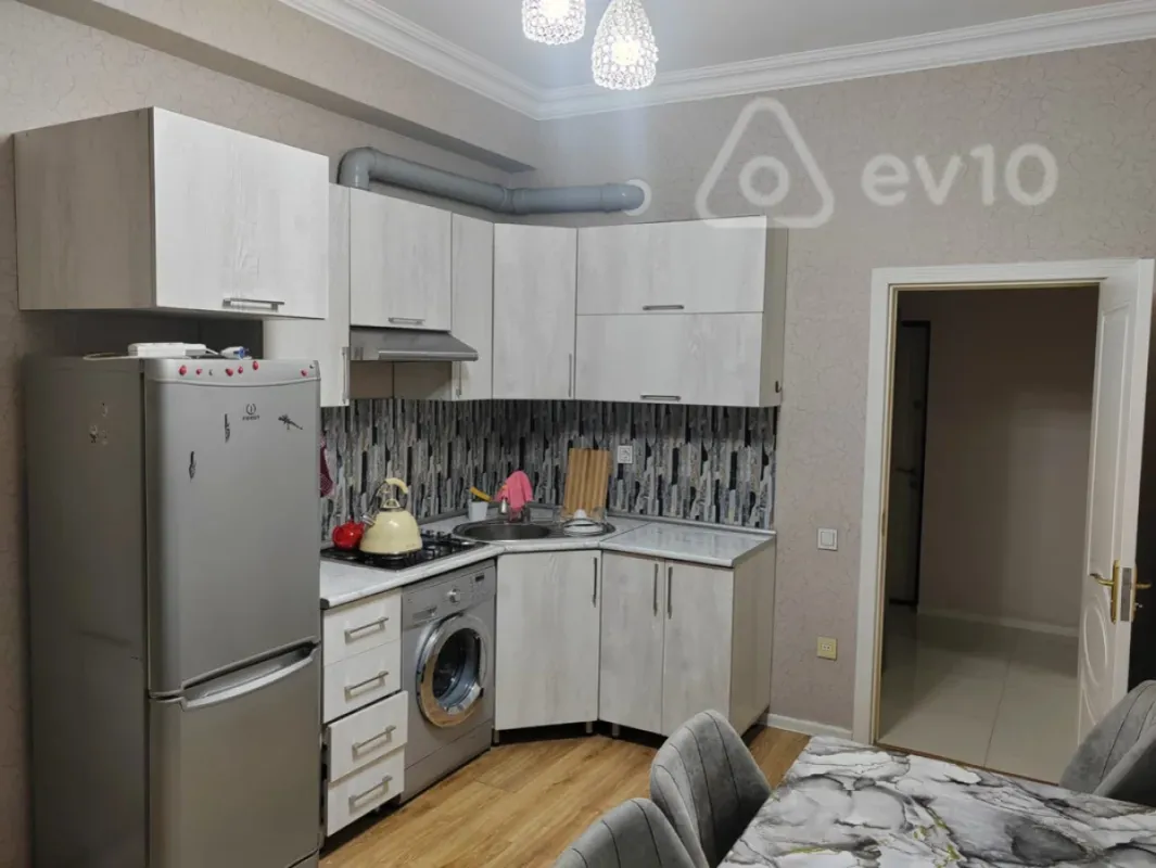 Kirayə verilir 1 otaqlı yeni tikili 40 m²