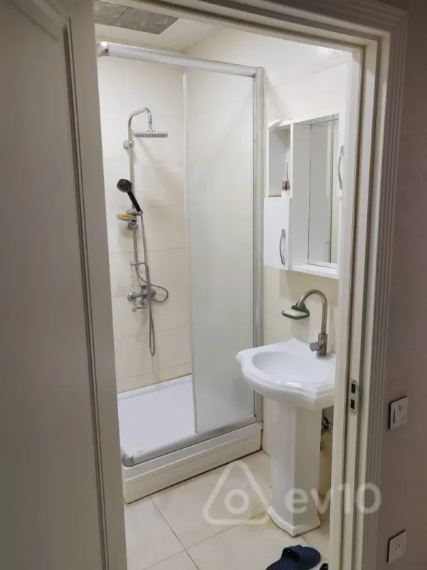 Kirayə verilir 1 otaqlı yeni tikili 40 m²