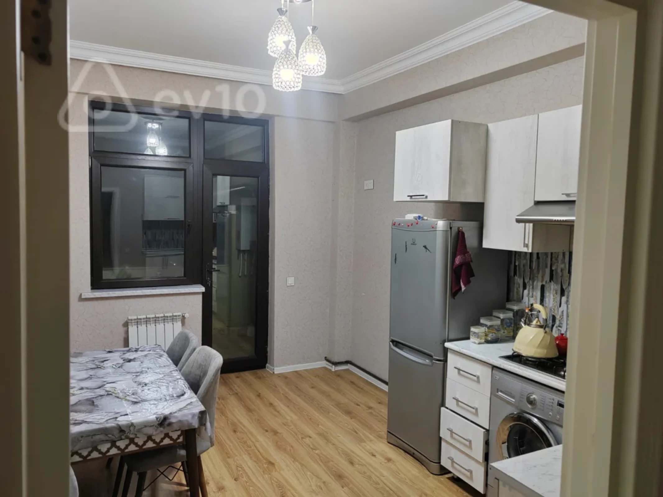 Kirayə verilir 1 otaqlı yeni tikili 40 m²