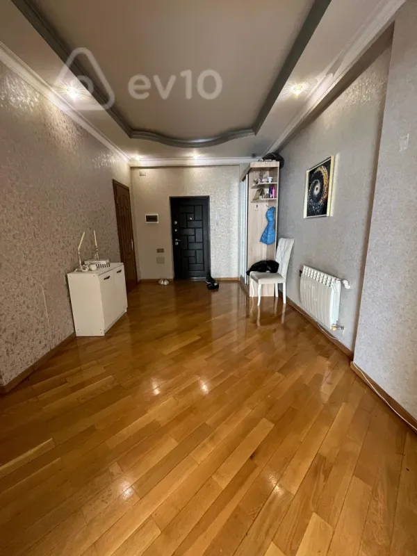 Satılır 3 otaqlı yeni tikili 136 m²