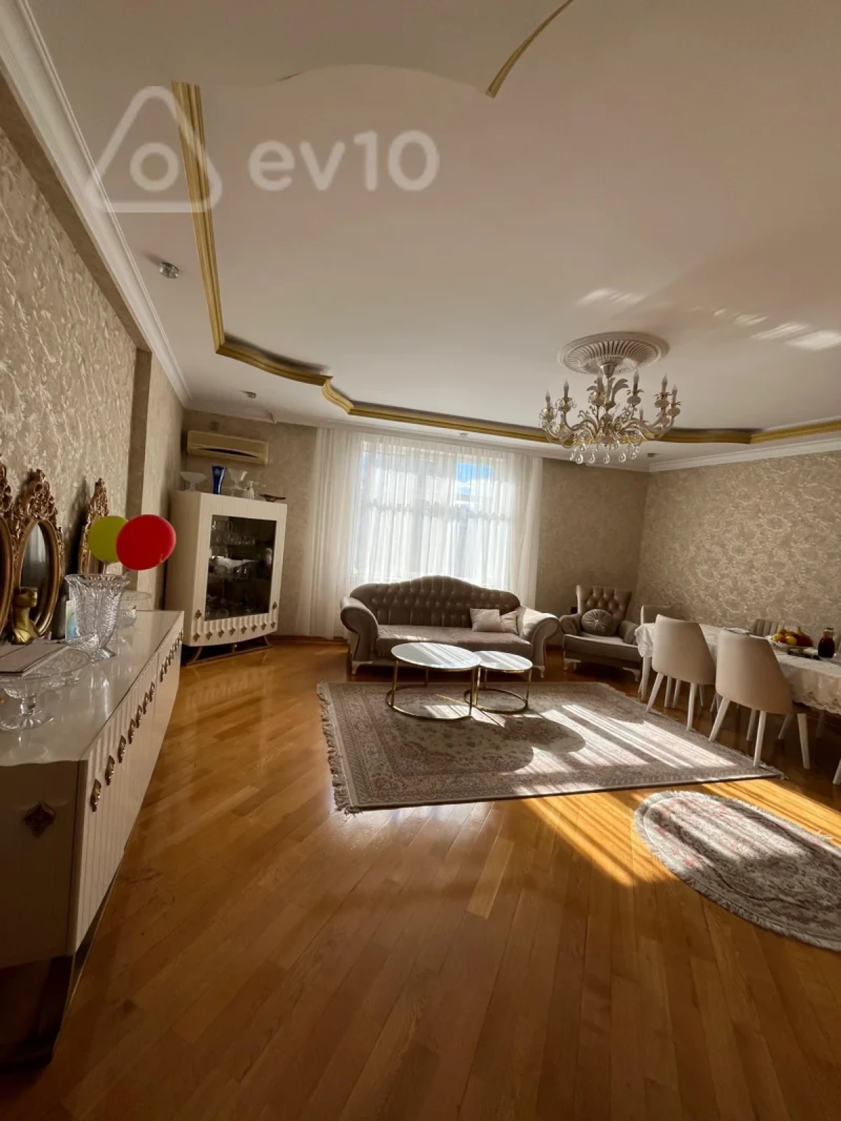 Satılır 3 otaqlı yeni tikili 136 m²
