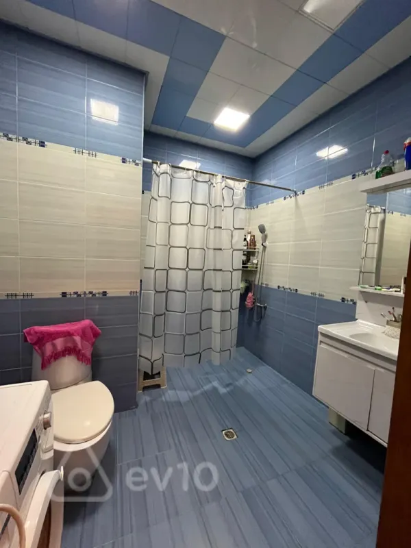 Satılır 3 otaqlı yeni tikili 136 m²