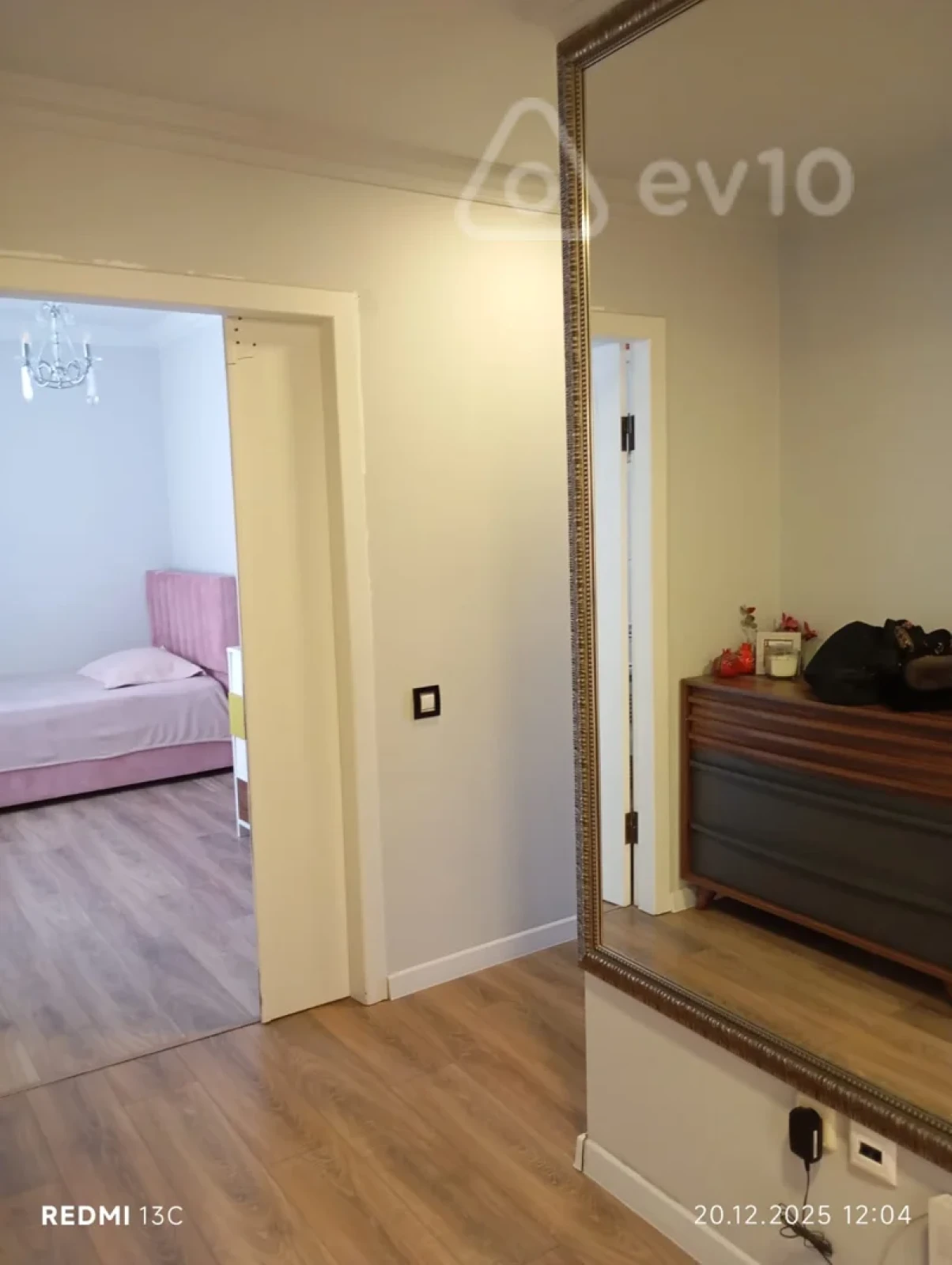 Satılır 4 otaqlı yeni tikili 110 m²