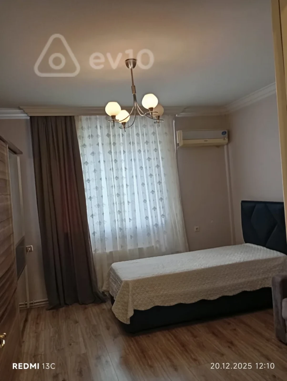 Satılır 4 otaqlı yeni tikili 110 m²