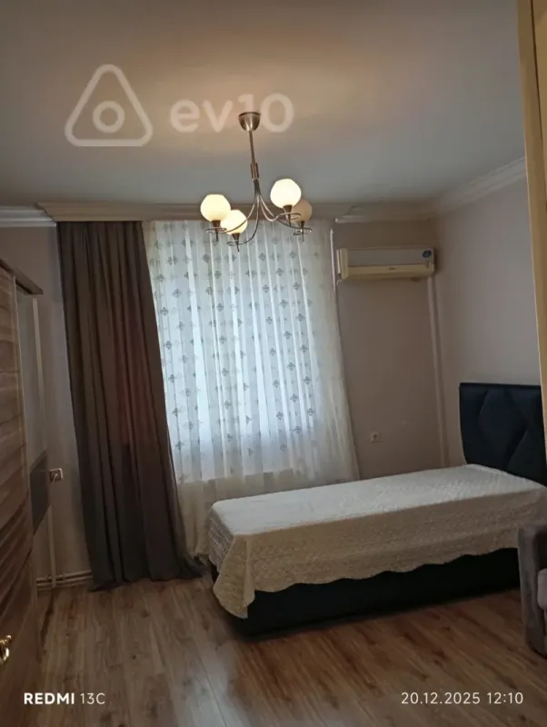 Satılır 4 otaqlı yeni tikili 110 m²