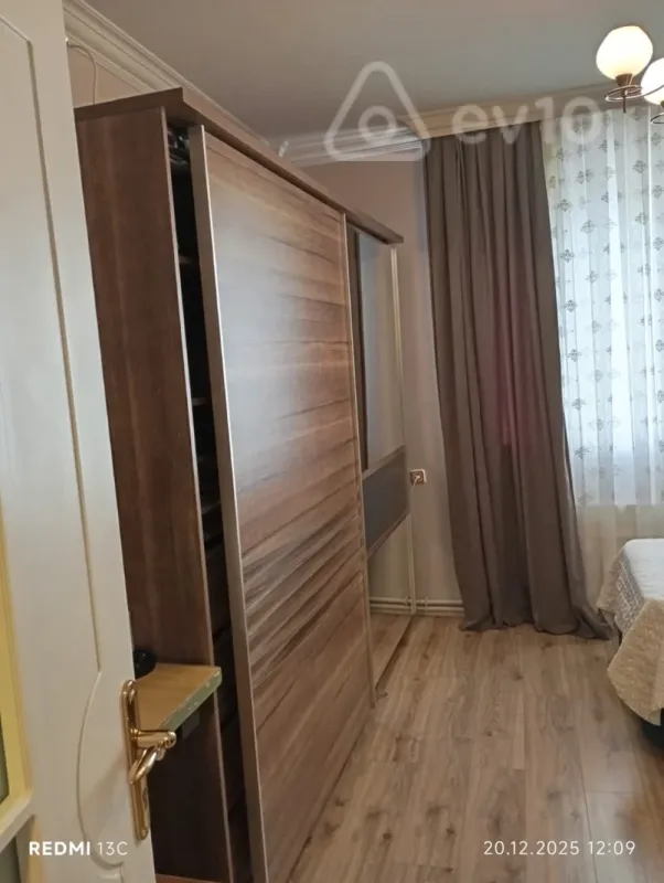 Satılır 4 otaqlı yeni tikili 110 m²